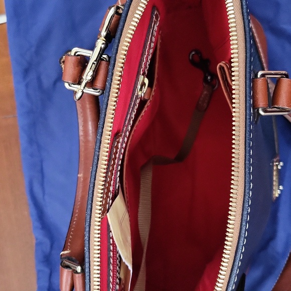 Dooney and Bourke Zip Zip sachel - Picture 3 of 8